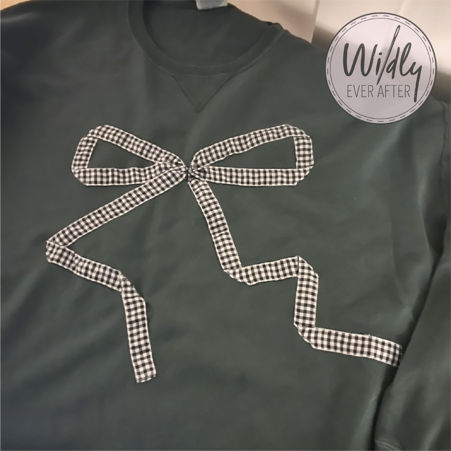 Bow Crewneck Sweatshirt